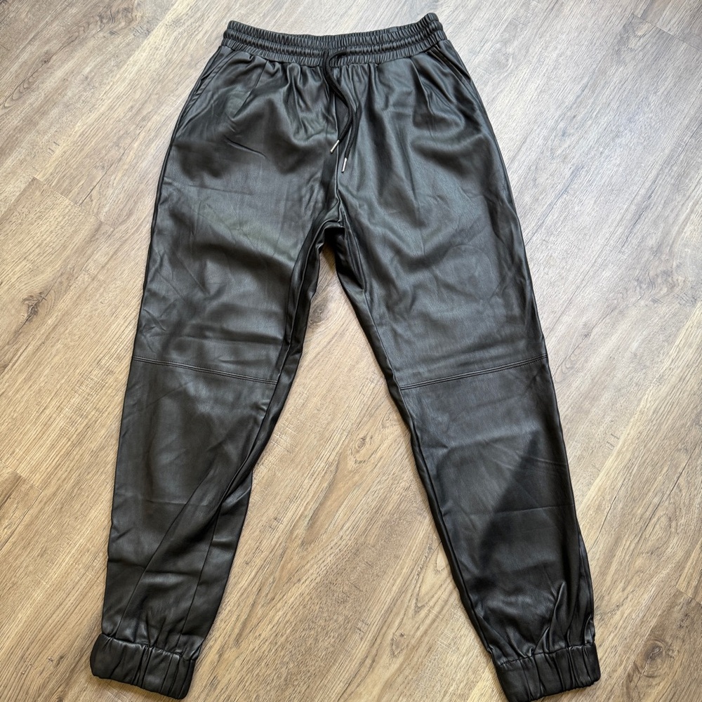 Aaron & Amber Black Faux Leather Jogger Pants - Size Small - New